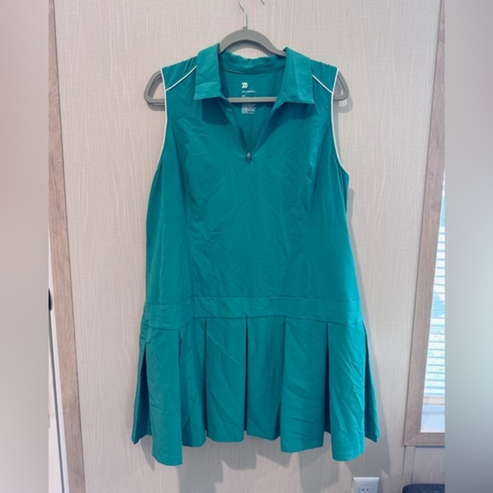 All in Motion Green Sleeveless Midi Pleated Tennis Dress